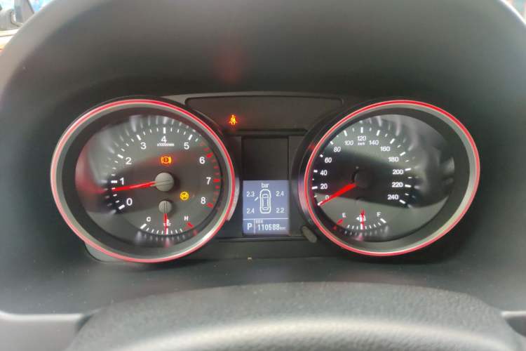 Used Haval M6 2017 1.5T Automatic Two-Wheel Drive Elite Model Instrument Cluster