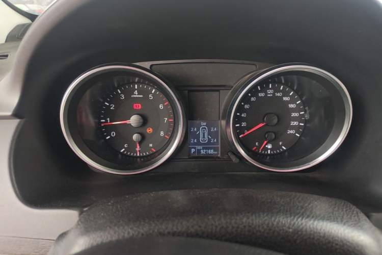 Used Haval M6 2017 1.5T Automatic Two-Wheel Drive Elite Model Instrument Cluster