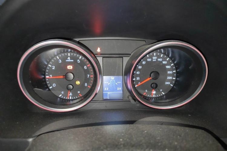 Used Haval M6 2017 1.5T Manual Two-Wheel Drive Elite Model Instrument Cluster