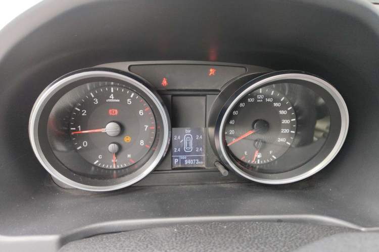 Used Haval M6 2017 1.5T Automatic Two-Wheel Drive Prestige Model Instrument Cluster