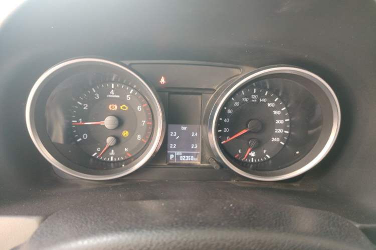 Used Haval M6 2017 1.5T Automatic Two-Wheel Drive Elite Model Instrument Cluster