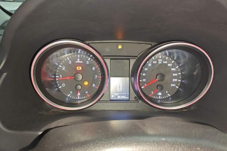 Used Haval M6 2017 1.5T Automatic Two-Wheel Drive Urban Model Instrument Cluster