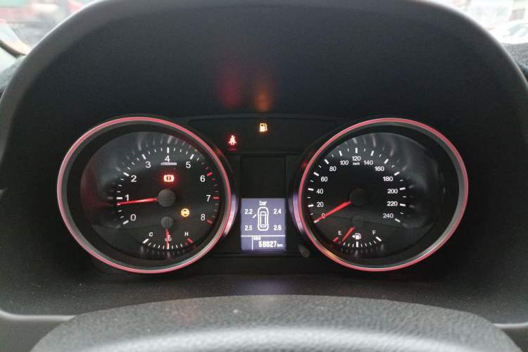 Used Haval M6 2017 1.5T Manual Two-Wheel Drive Elite Model Instrument Cluster
