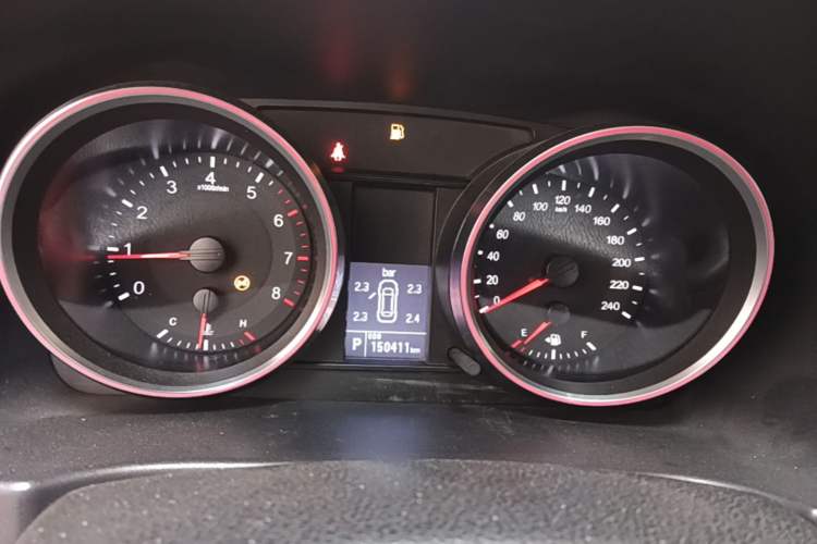 Used Haval M6 2017 1.5T Automatic Two-Wheel Drive Elite Model Instrument Cluster