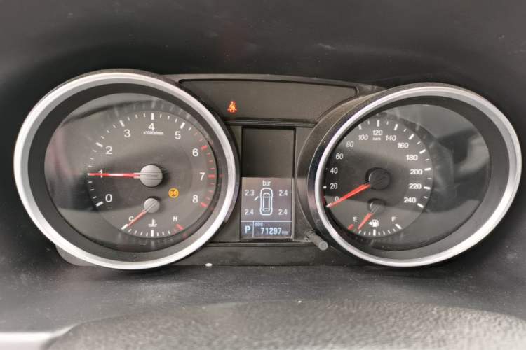 Used Haval M6 2017 1.5T Automatic Two-Wheel Drive Prestige Model Instrument Cluster
