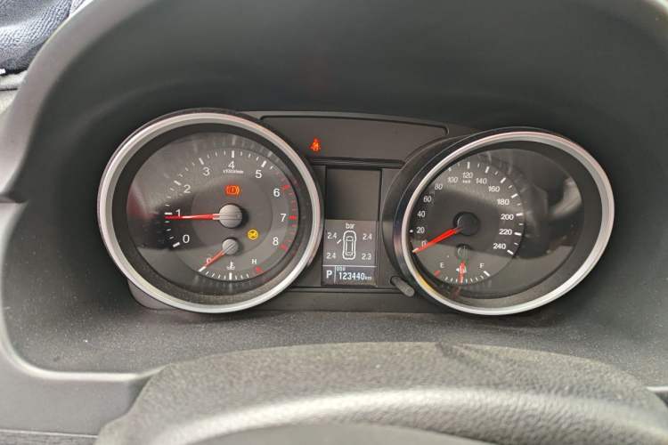 Used Haval M6 2017 1.5T Automatic Two-Wheel Drive Prestige Model Instrument Cluster