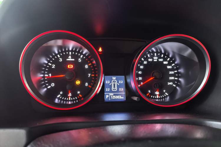 Used Haval M6 2017 1.5T Automatic Two-Wheel Drive Elite Model Instrument Cluster