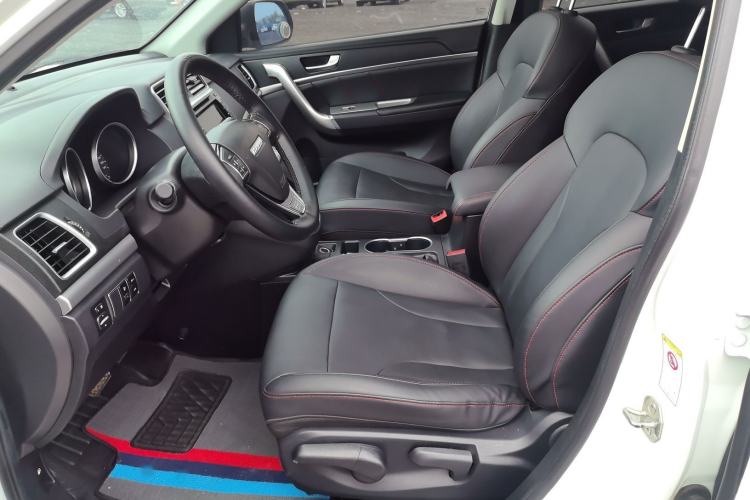 Used Haval M6 2017 1.5T Automatic Two-Wheel Drive Elite Model Interior 1