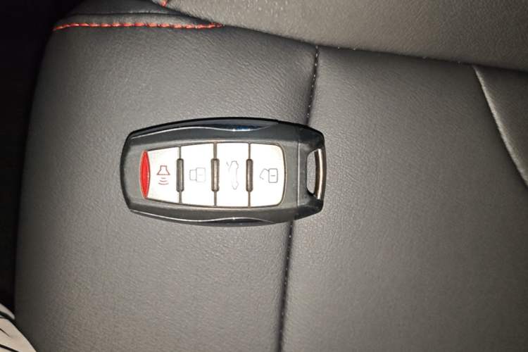Used Haval M6 2017 1.5T Automatic Two-Wheel Drive Prestige Model Interior 1