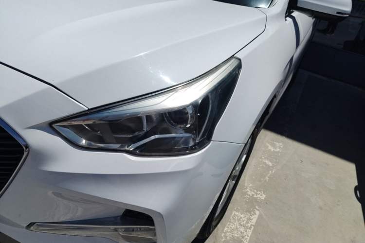 Used Haval M6 2017 1.5T Manual Two-Wheel Drive Elite Model Left Front Headlight