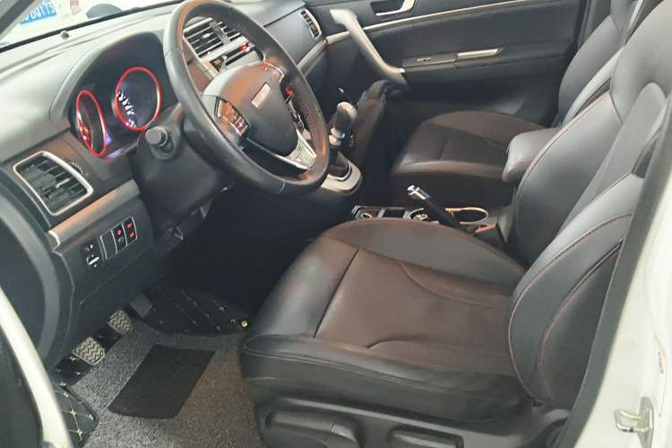 Used Haval M6 2017 1.5T Manual Two-Wheel Drive Elite Model Left Front Seat