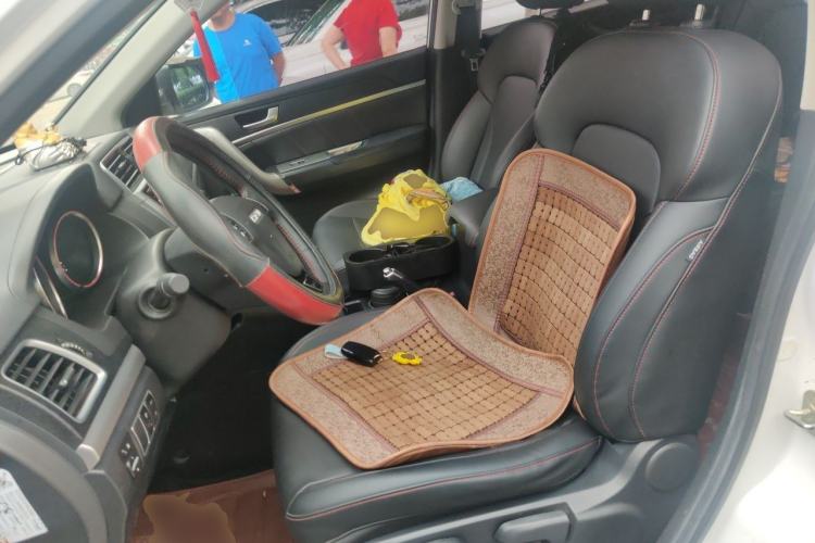 Used Haval M6 2017 1.5T Automatic Two-Wheel Drive Elite Model Left Front Seat