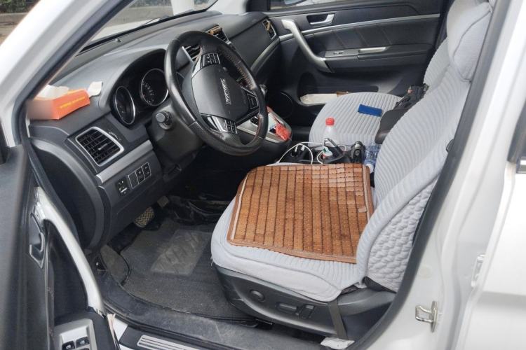 Used Haval M6 2017 1.5T Automatic Two-Wheel Drive Prestige Model Left Front Seat