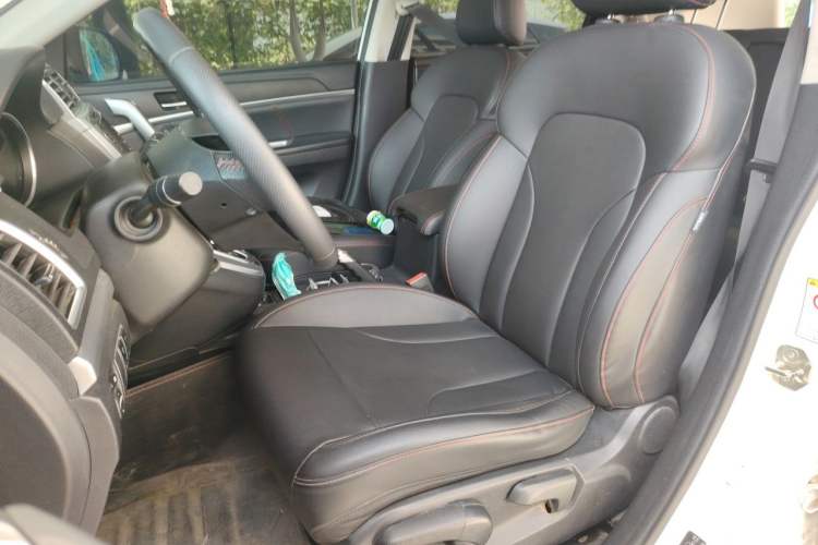Used Haval M6 2017 1.5T Automatic Two-Wheel Drive Elite Model Left Front Seat