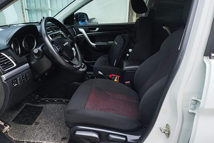 Used Haval M6 2017 1.5T Automatic Two-Wheel Drive Urban Model Left Front Seat