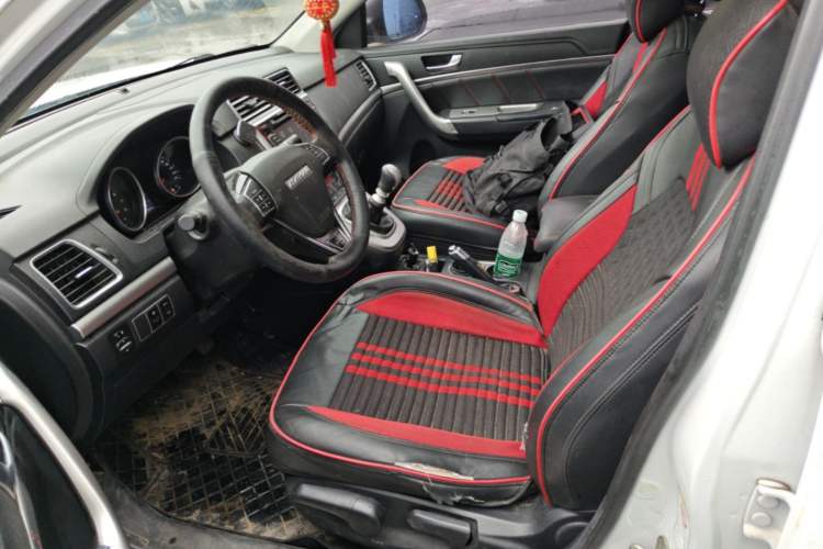 Used Haval M6 2017 1.5T Manual Two-Wheel Drive Elite Model Left Front Seat