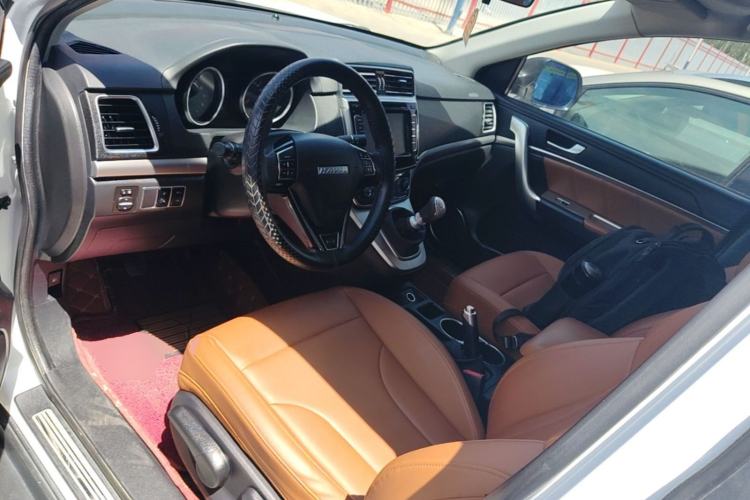 Used Haval M6 2017 1.5T Manual Two-Wheel Drive Elite Model Left Front Seat