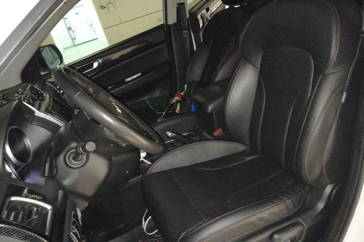 Used Haval M6 2017 1.5T Manual Two-Wheel Drive Elite Model Left Front Seat