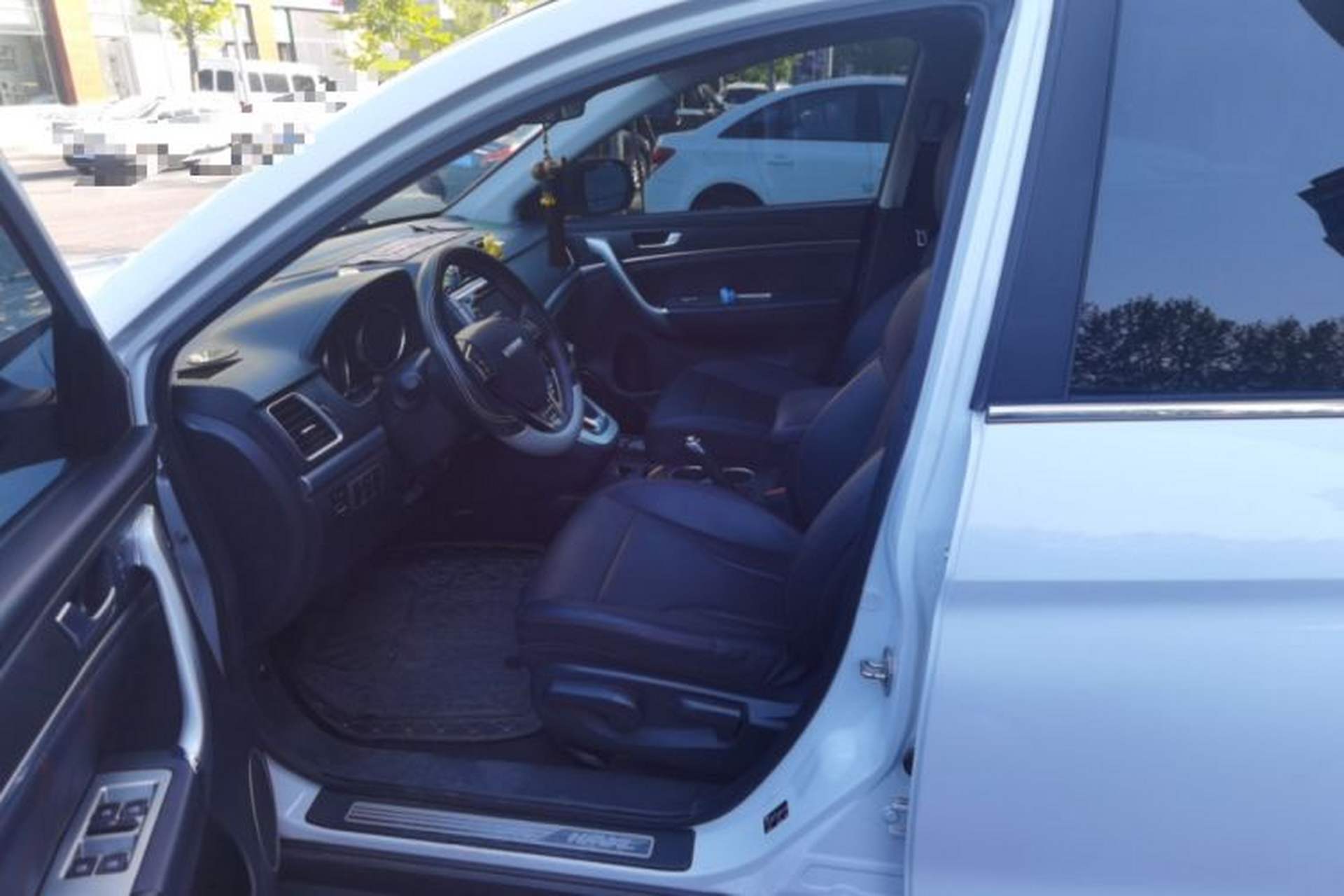 Used Haval M6 2017 1.5T Automatic Two-Wheel Drive Elite Model Left Front Seat