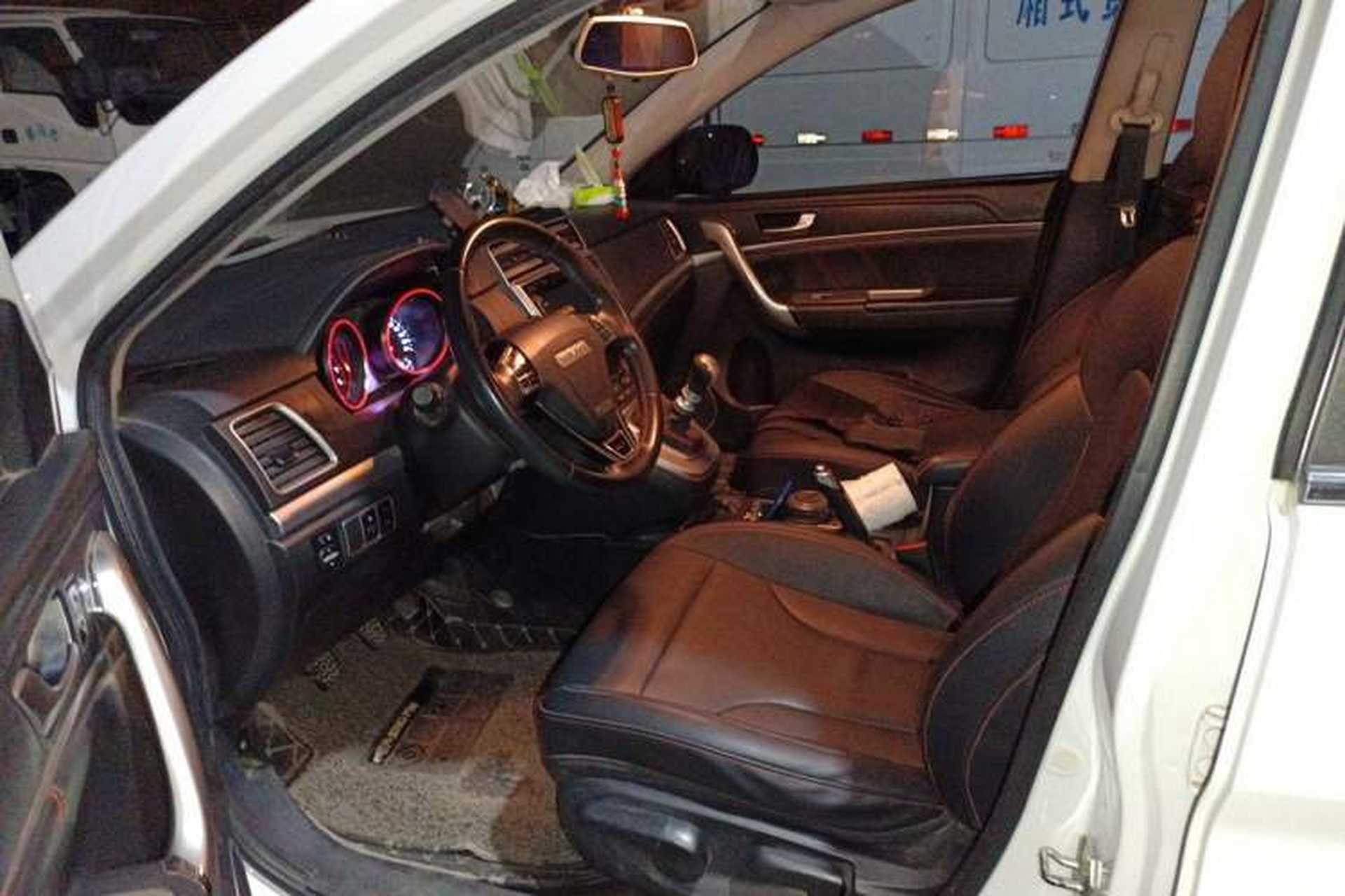 Used Haval M6 2017 1.5T Manual Two-Wheel Drive Elite Model Left Front Seat