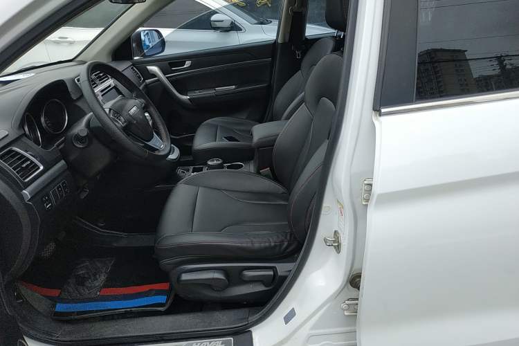 Used Haval M6 2017 1.5T Automatic Two-Wheel Drive Elite Model Left Front Seat