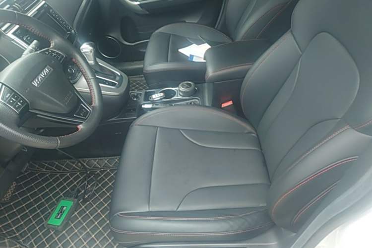 Used Haval M6 2017 1.5T Automatic Two-Wheel Drive Elite Model Left Front Seat