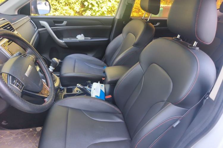 Used Haval M6 2017 1.5T Manual Two-Wheel Drive Elite Model Left Front Seat