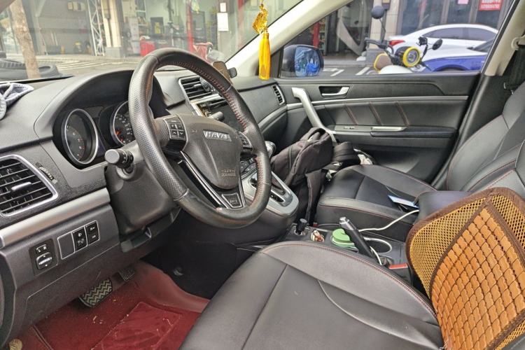 Used Haval M6 2017 1.5T Automatic Two-Wheel Drive Prestige Model Left Front Seat