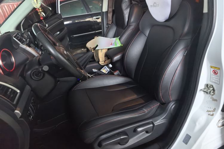 Used Haval M6 2017 1.5T Automatic Two-Wheel Drive Elite Model Left Front Seat