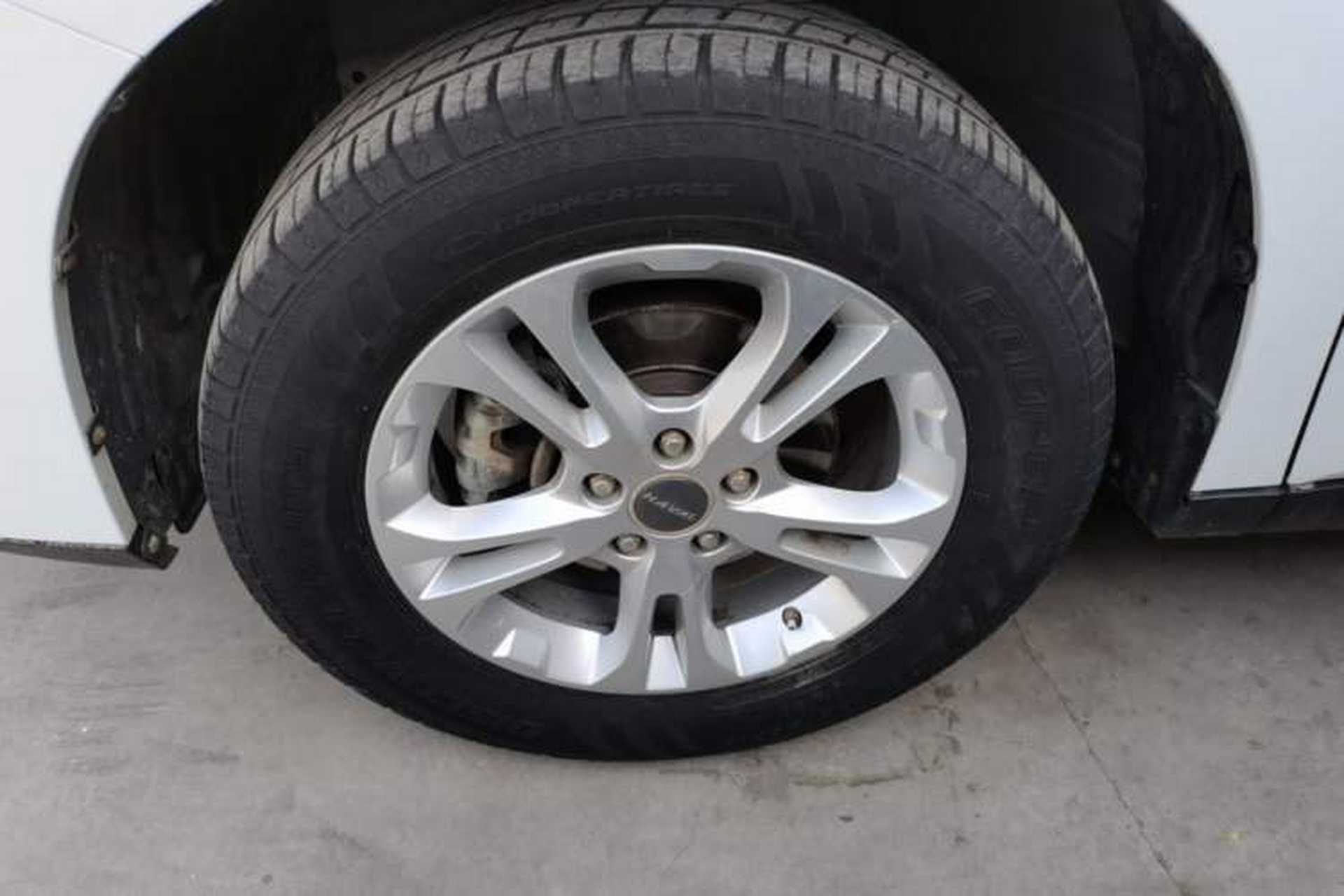 Used Haval M6 2017 1.5T Automatic Two-Wheel Drive Elite Model Left Front Wheel Hub