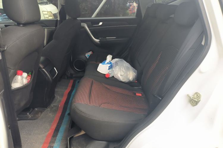 Used Haval M6 2017 1.5T Manual Two-Wheel Drive Urban Version Left Rear Seat