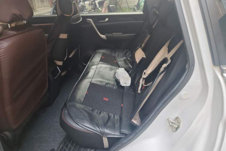 Used Haval M6 2017 1.5T Automatic Two-Wheel Drive Elite Model Left Rear Seat