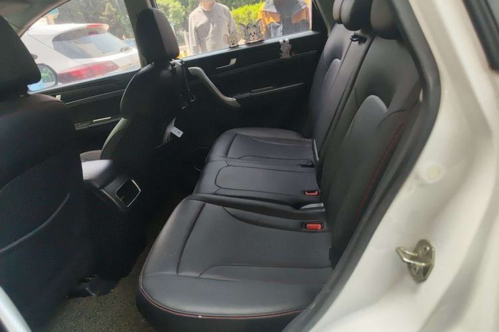 Used Haval M6 2017 1.5T Automatic Two-Wheel Drive Elite Model Left Rear Seat