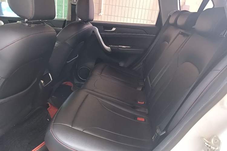 Used Haval M6 2017 1.5T Automatic Two-Wheel Drive Elite Model Left Rear Seat