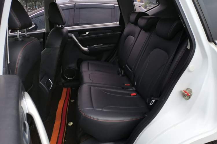 Used Haval M6 2017 1.5T Automatic Two-Wheel Drive Prestige Model Left Rear Seat