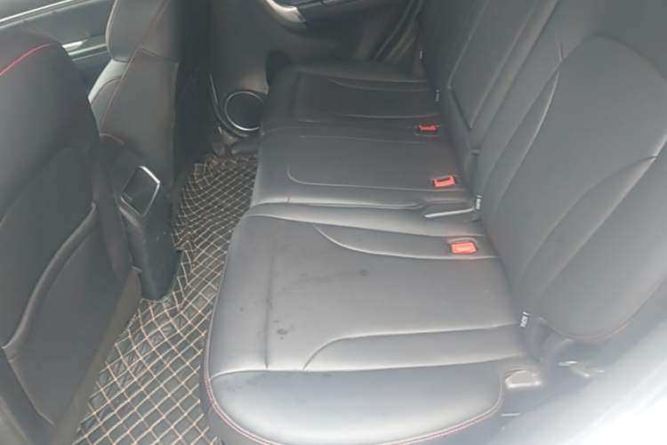 Used Haval M6 2017 1.5T Automatic Two-Wheel Drive Elite Model Left Rear Seat