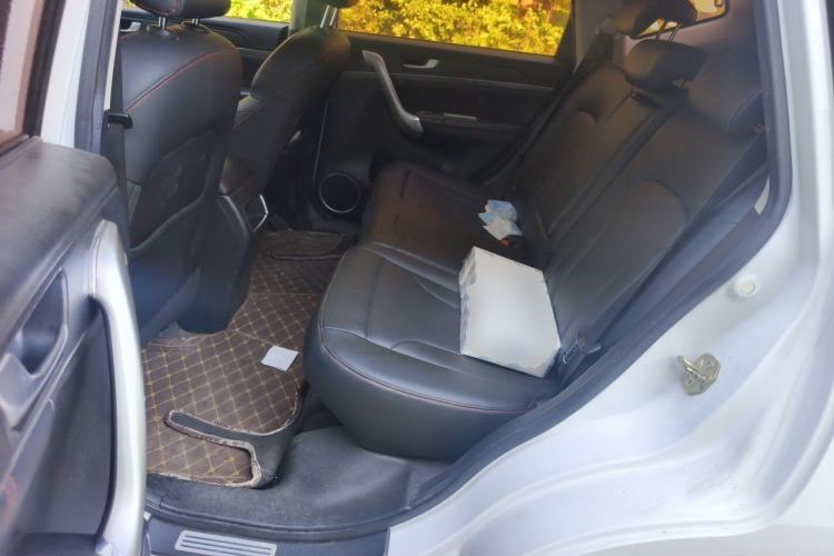 Used Haval M6 2017 1.5T Manual Two-Wheel Drive Elite Model Left Rear Seat