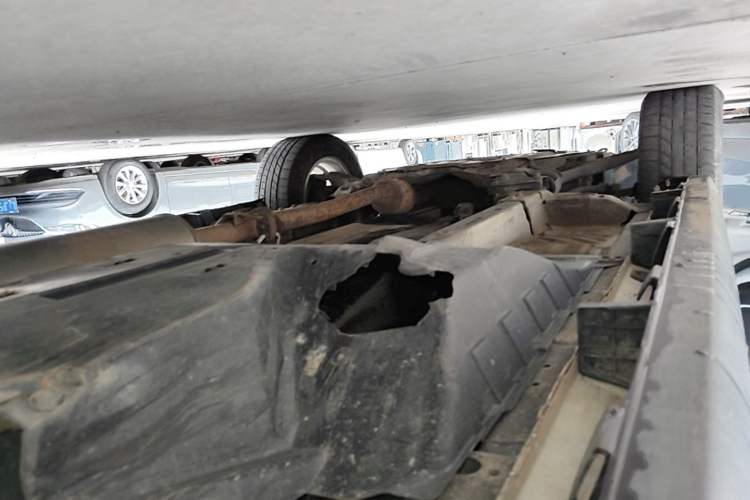 Used Haval M6 2017 1.5T Manual Two-Wheel Drive Elite Model Left Side Sill