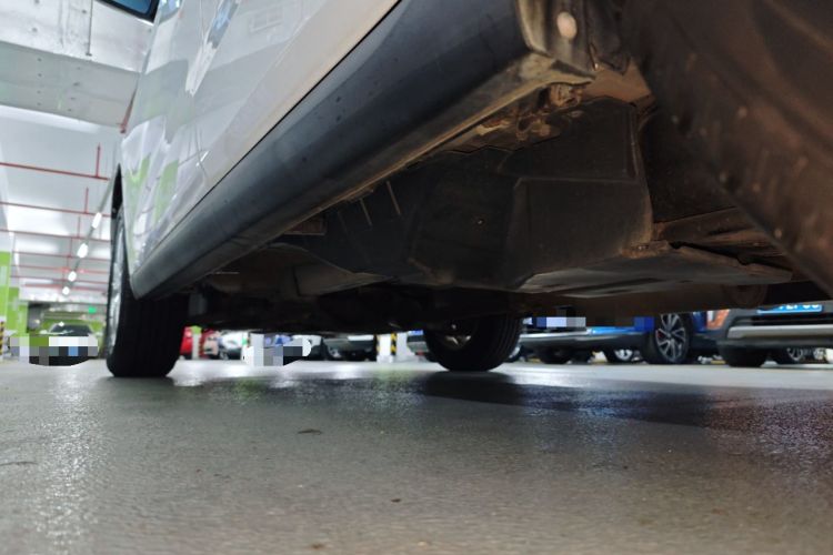 Used Haval M6 2017 1.5T Automatic Two-Wheel Drive Prestige Model Left Side Sill