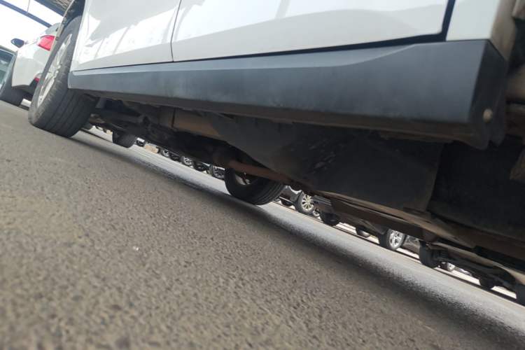 Used Haval M6 2017 1.5T Automatic Two-Wheel Drive Elite Model Left Side Sill