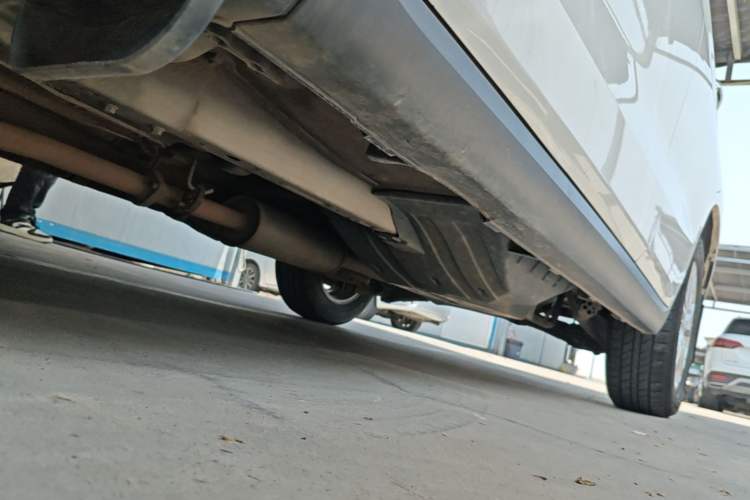 Used Haval M6 2017 1.5T Manual Two-Wheel Drive Elite Model Left Side Sill