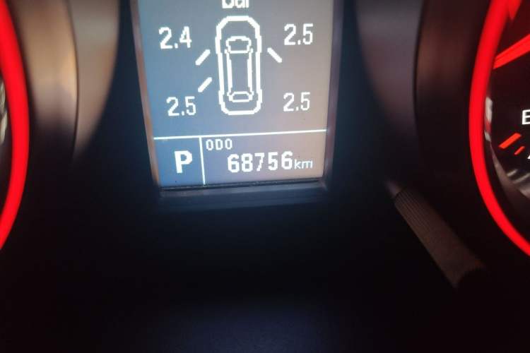 Used Haval M6 2017 1.5T Automatic Two-Wheel Drive Elite Model Odometer Close Up