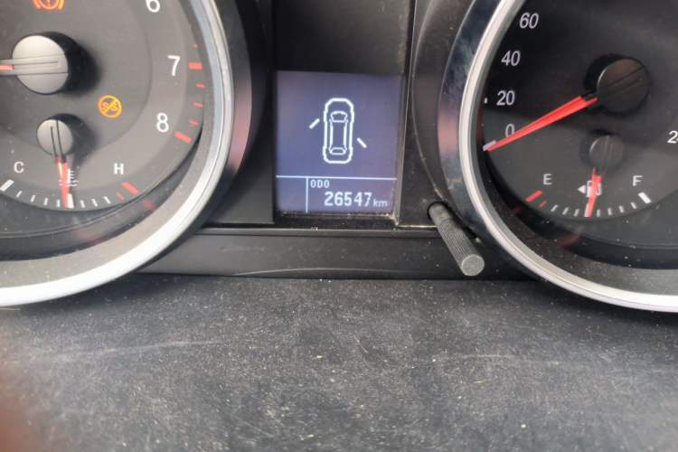 Used Haval M6 2017 1.5T Manual Two-Wheel Drive Urban Version Odometer Close Up