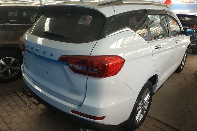 Used Haval M6 2017 1.5T Automatic Two-Wheel Drive Elite Model Rear Right 45 Deg