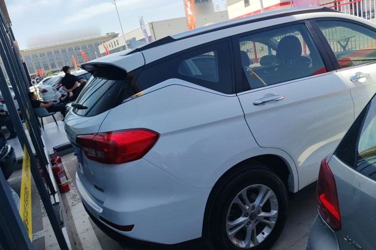 Used Haval M6 2017 1.5T Manual Two-Wheel Drive Elite Model Rear Right 45 Deg