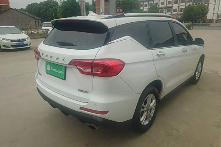 Used Haval M6 2017 1.5T Automatic Two-Wheel Drive Elite Model Rear Right 45 Deg