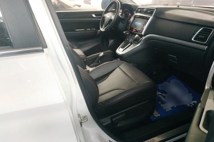 Used Haval M6 2017 1.5T Automatic Two-Wheel Drive Elite Model Right Front Seat