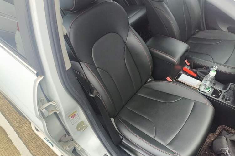 Used Haval M6 2017 1.5T Automatic Two-Wheel Drive Prestige Model Right Front Seat