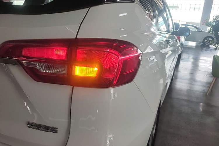 Used Haval M6 2017 1.5T Manual Two-Wheel Drive Urban Version Right Rear Taillight