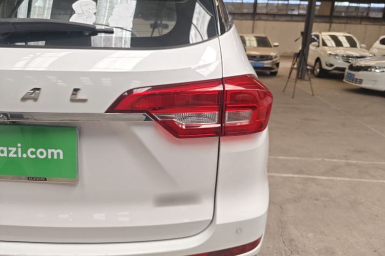 Used Haval M6 2017 1.5T Automatic Two-Wheel Drive Elite Model Right Rear Taillight